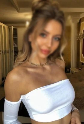 Russian Escorts in Kingsway Camp