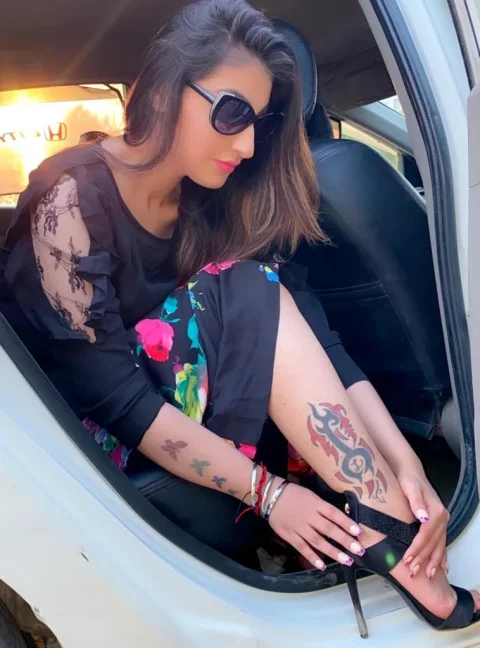 Laila 8